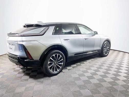 2025 Cadillac LYRIQ Sport