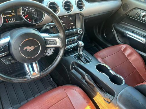 2017 Ford Mustang EcoBoost Premium