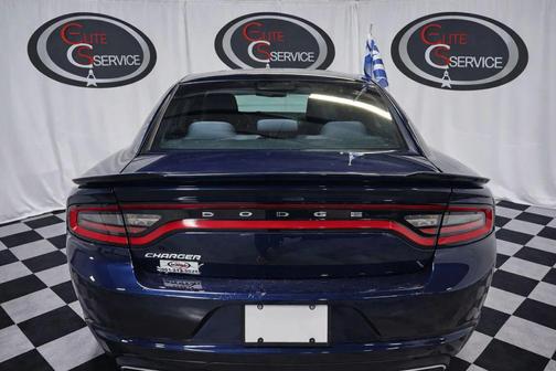 2017 Dodge Charger SE