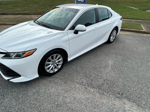 2019 Toyota Camry LE