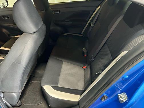 2021 Nissan Versa 1.6 SV