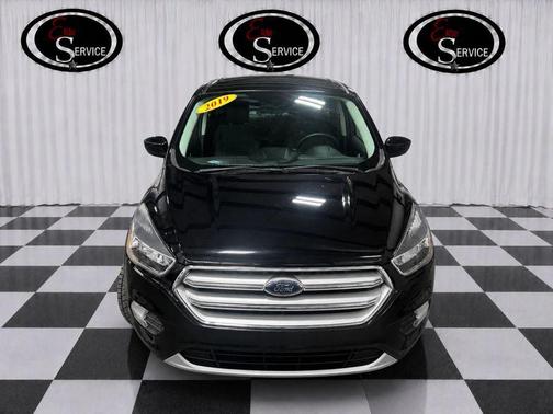 Black 2019 Ford Escape SE