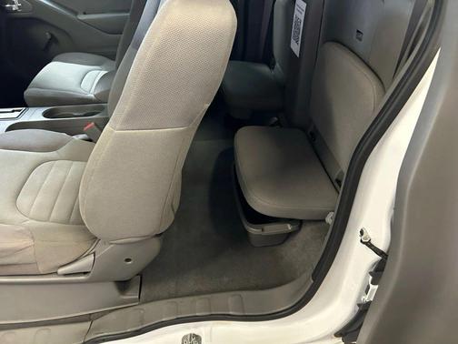 2019 Nissan Frontier S