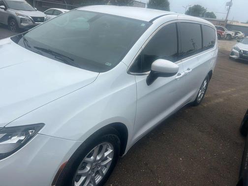 2017 Chrysler Pacifica Touring