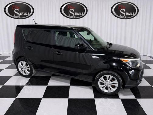 Black 2015 Kia Soul +