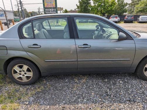 2004 Chevrolet Malibu LS