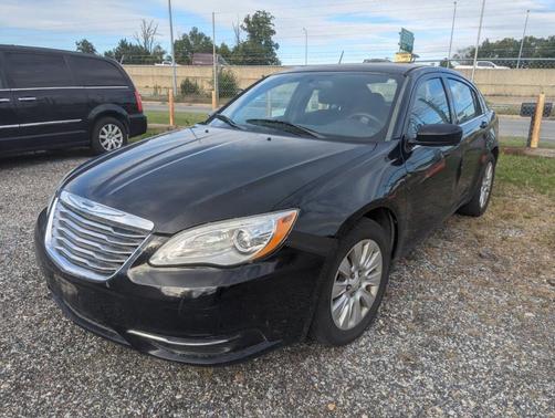 2014 Chrysler 200 LX