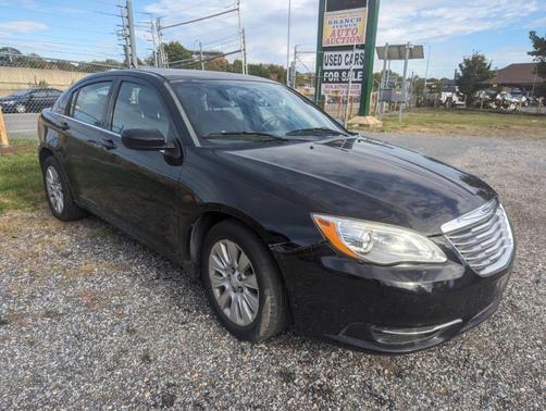 2014 Chrysler 200 LX