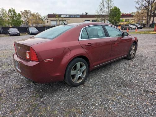 2011 Chevrolet Malibu 2LT