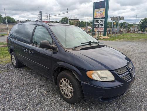 2005 Dodge Grand Caravan SE