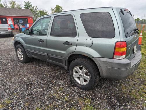 2005 Ford Escape XLT