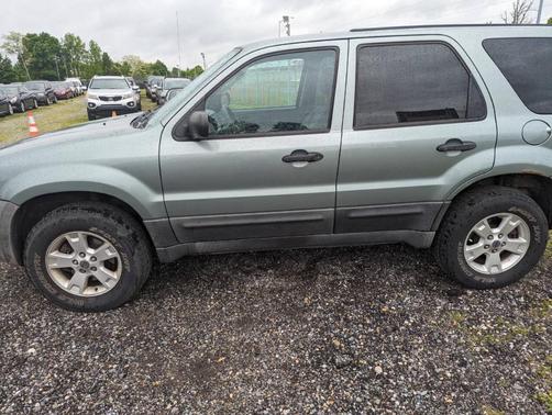 2005 Ford Escape XLT