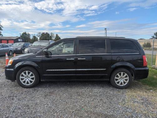2015 Chrysler Town & Country Touring