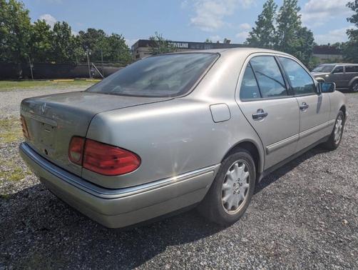 1998 Mercedes-Benz E-Class E 320