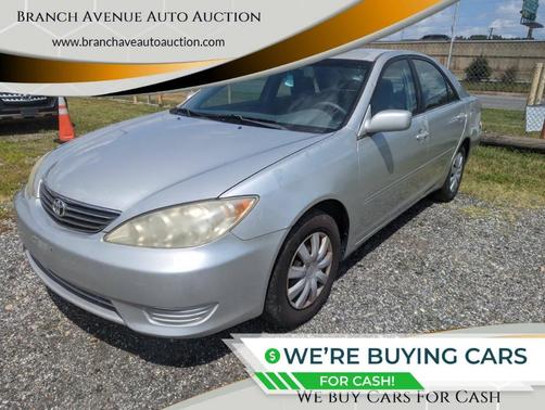 2005 Toyota Camry LE