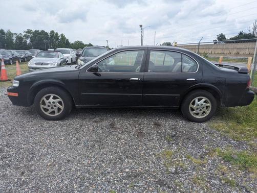 1999 Nissan Maxima GLE