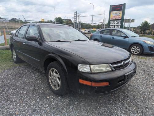1999 Nissan Maxima GLE