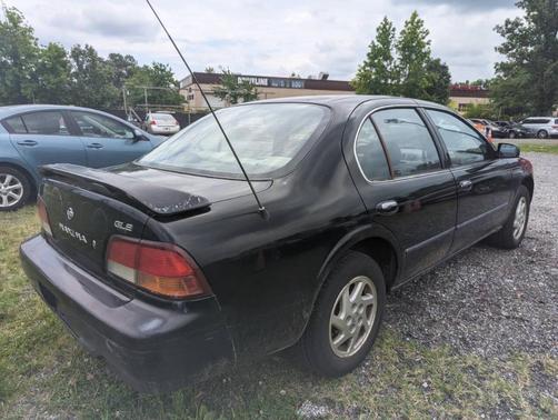 1999 Nissan Maxima GLE