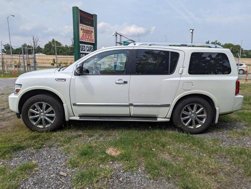 2010 INFINITI QX56
