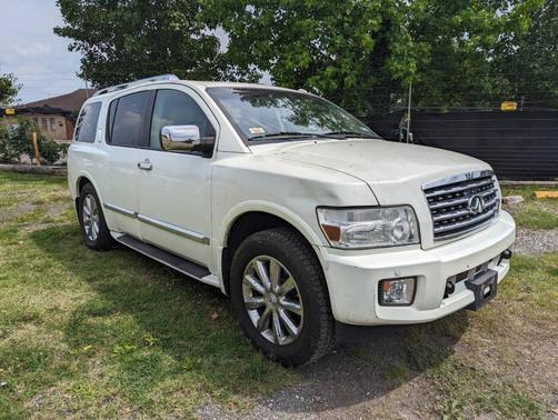2010 INFINITI QX56
