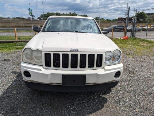 2006 Jeep Grand Cherokee Laredo
