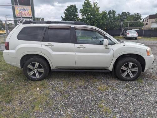 2010 Mitsubishi Endeavor SE