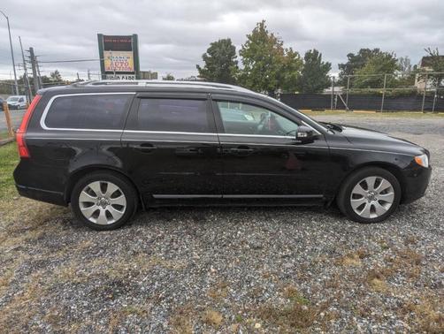 2008 Volvo V70 3.2