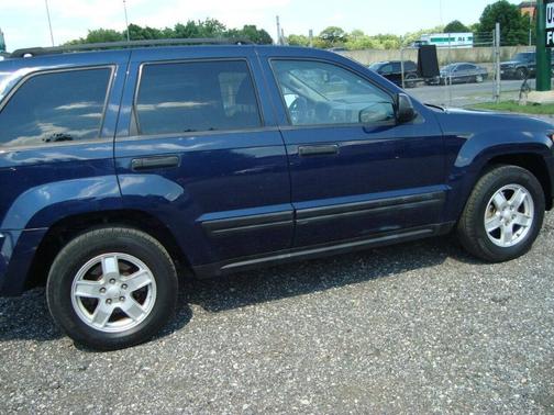 2006 Jeep Grand Cherokee Laredo