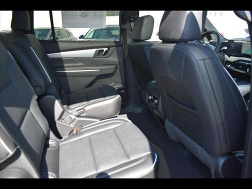 2025 Buick Enclave Preferred FWD