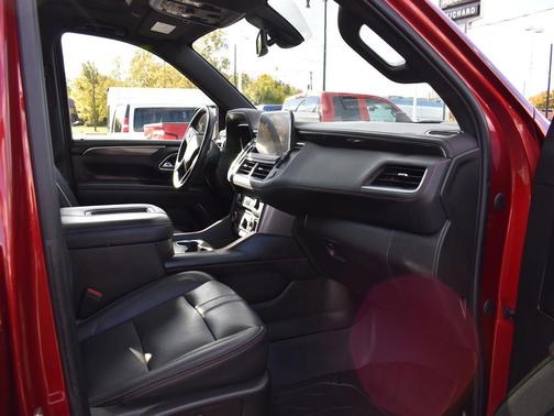 2022 Chevrolet Tahoe 4WD RST