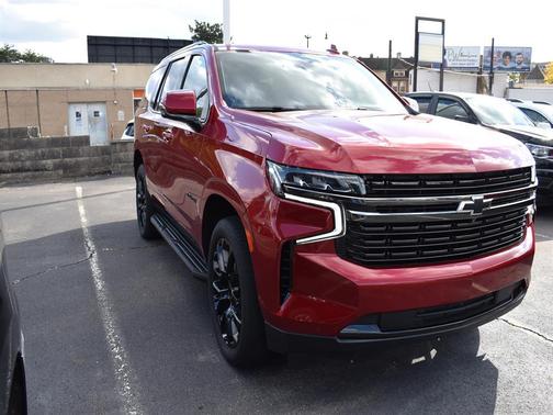 2022 Chevrolet Tahoe 4WD RST