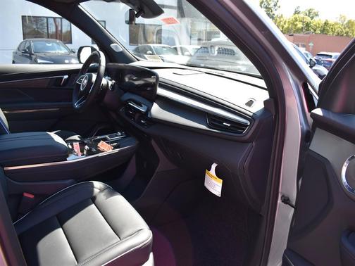 moonstone gray metallic 2026 Buick Enclave Avenir