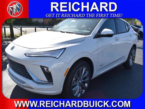 White Frost Tricoat 2026 Buick Envista Avenir FWD