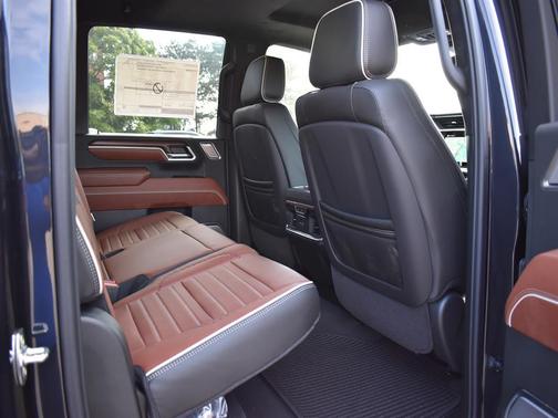 2025 GMC Sierra 2500 Denali Ultimate