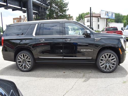 Onyx Black 2026 GMC Yukon XL Denali Ultimate