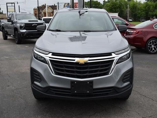 Sterling Gray Metallic 2024 Chevrolet Equinox LS
