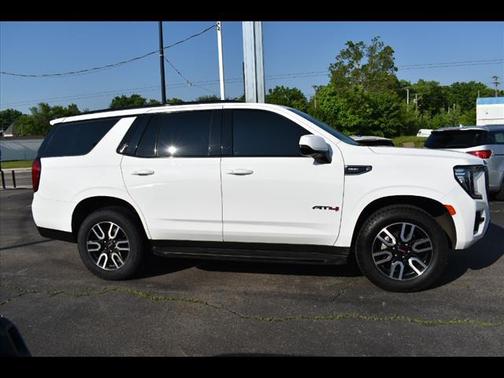 2021 GMC Yukon 4WD AT4