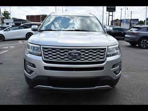 2017 Ford Explorer Platinum