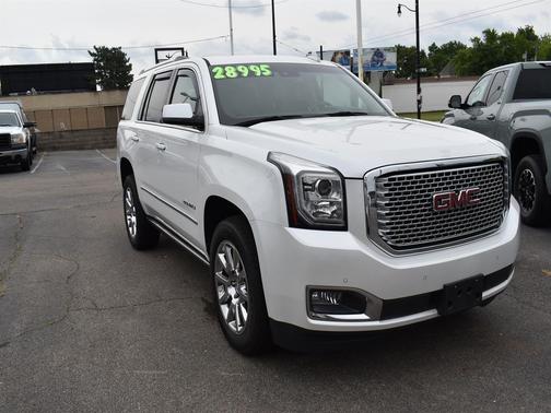 White Frost Tricoat 2017 GMC Yukon Denali