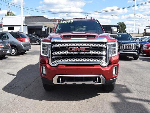 Cayenne Red Tintcoat 2022 GMC Sierra 3500 Denali