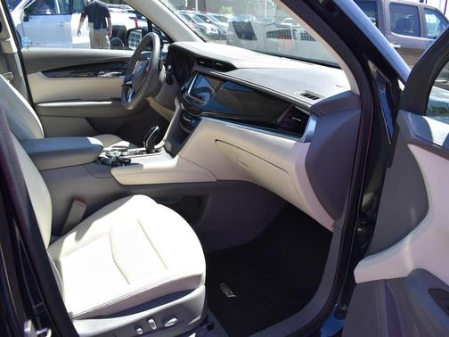 2021 Cadillac XT6 Premium Luxury FWD