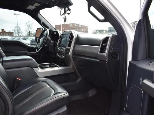 Star White Metallic Tri-Coat 2022 Ford F-250 XL