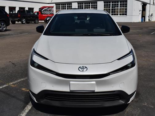 2024 Toyota Prius LE