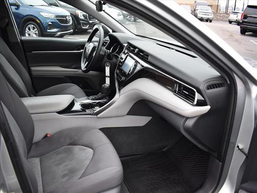 2020 Toyota Camry LE