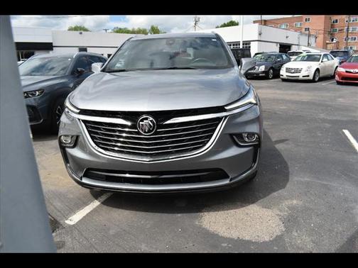 2023 Buick Enclave Essence FWD