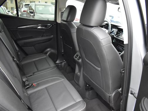 2023 Buick Envision Essence FWD