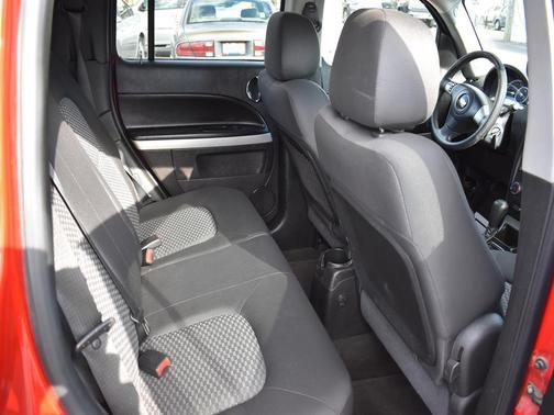 2010 Chevrolet HHR LS