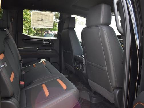 Onyx Black 2026 GMC Sierra 1500 AT4