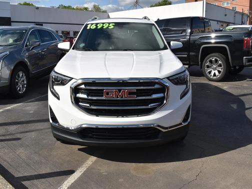 Summit White 2019 GMC Terrain SLT