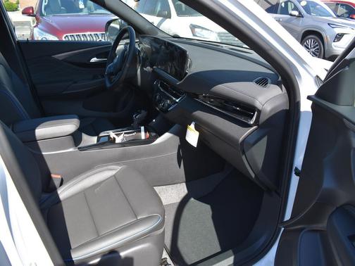 Summit White 2026 Buick Envista Sport Touring FWD